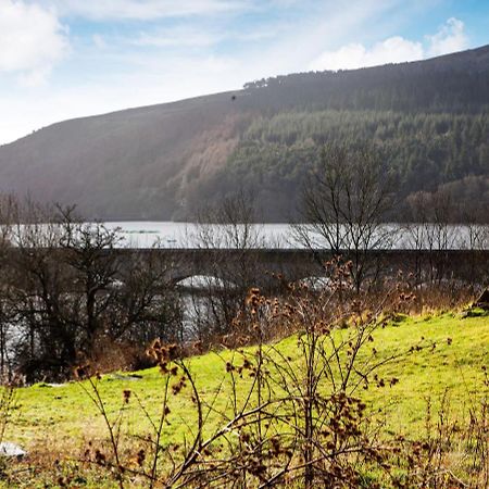 Oyo Ladybower Inn Bamford Kültér fotó