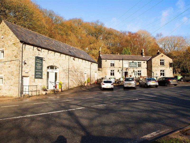 Oyo Ladybower Inn Bamford Kültér fotó