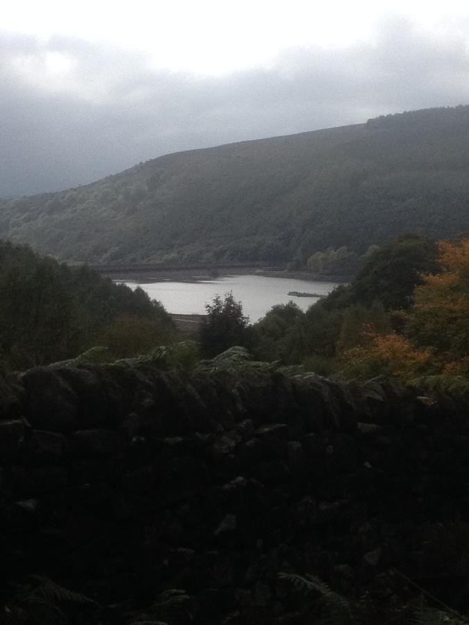 Oyo Ladybower Inn Bamford Kültér fotó